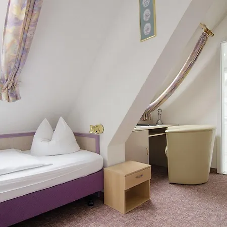 Hotel Hotel&restaurant Park Cafe Isa 3*